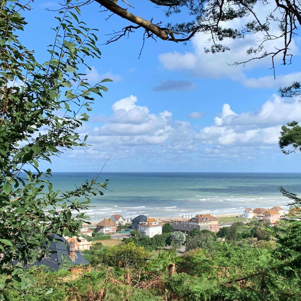 Le Carré Vue Mer, villa d'architecte vue mer à Pourville-sur-Mer : site de location de vacances réalisé par Publidée