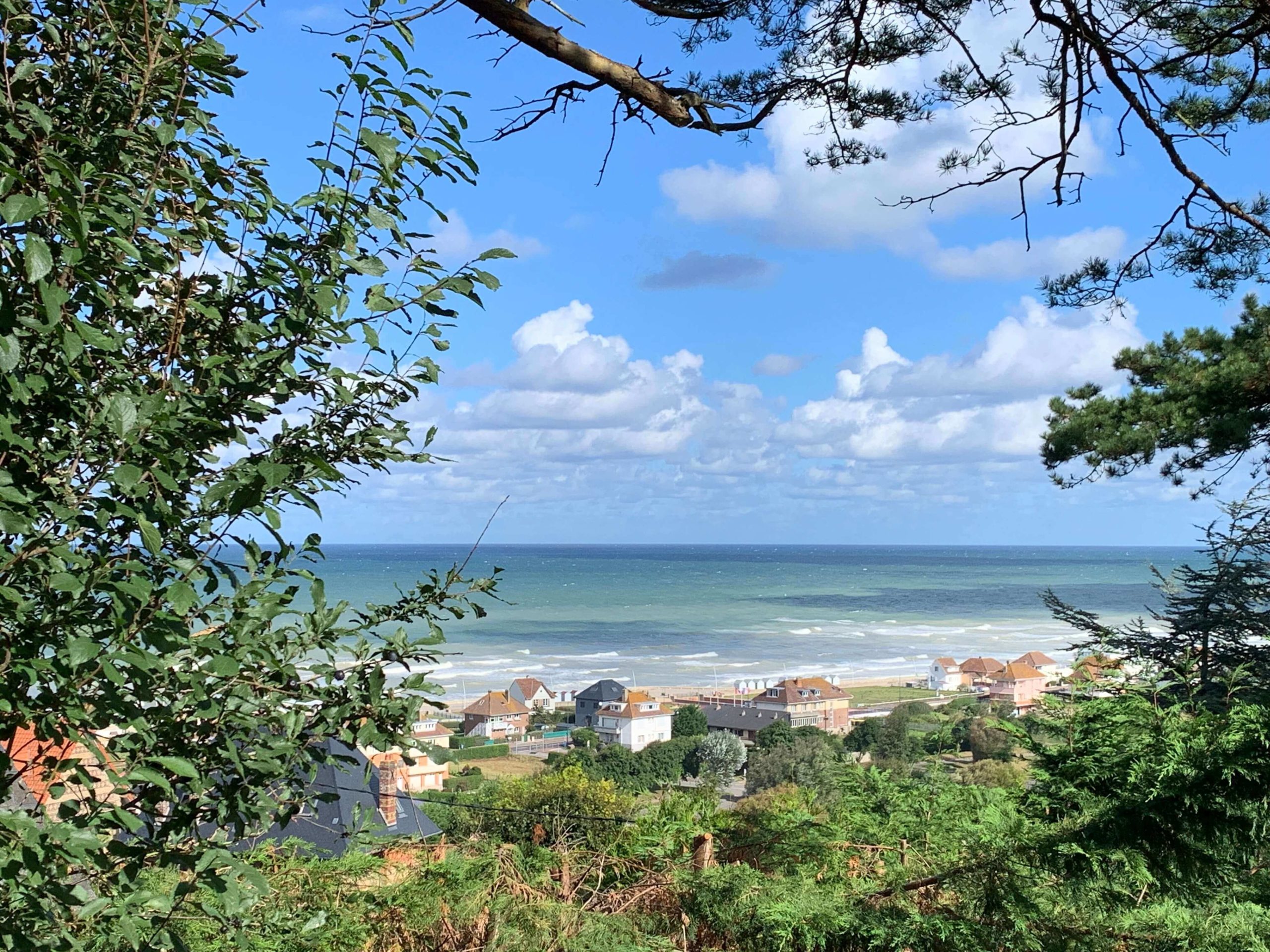 Le Carré Vue Mer, villa d'architecte vue mer à Pourville-sur-Mer : site de location de vacances réalisé par Publidée
